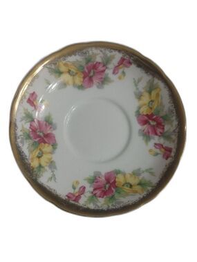 Saji Saucer Golden Dual Flower Gold Rim Fancy China 5.75” Made in Japan